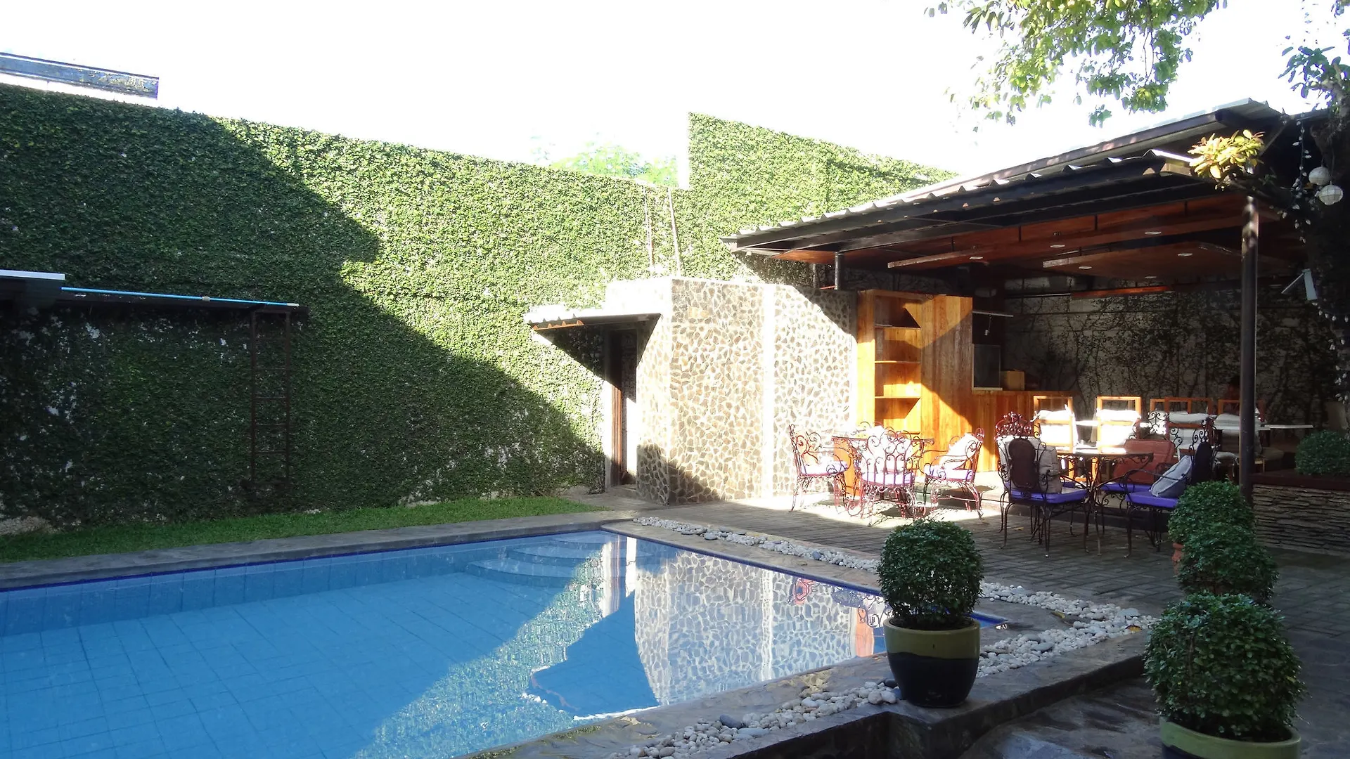 Purple Tree Bed & Breakfast Paranaque City